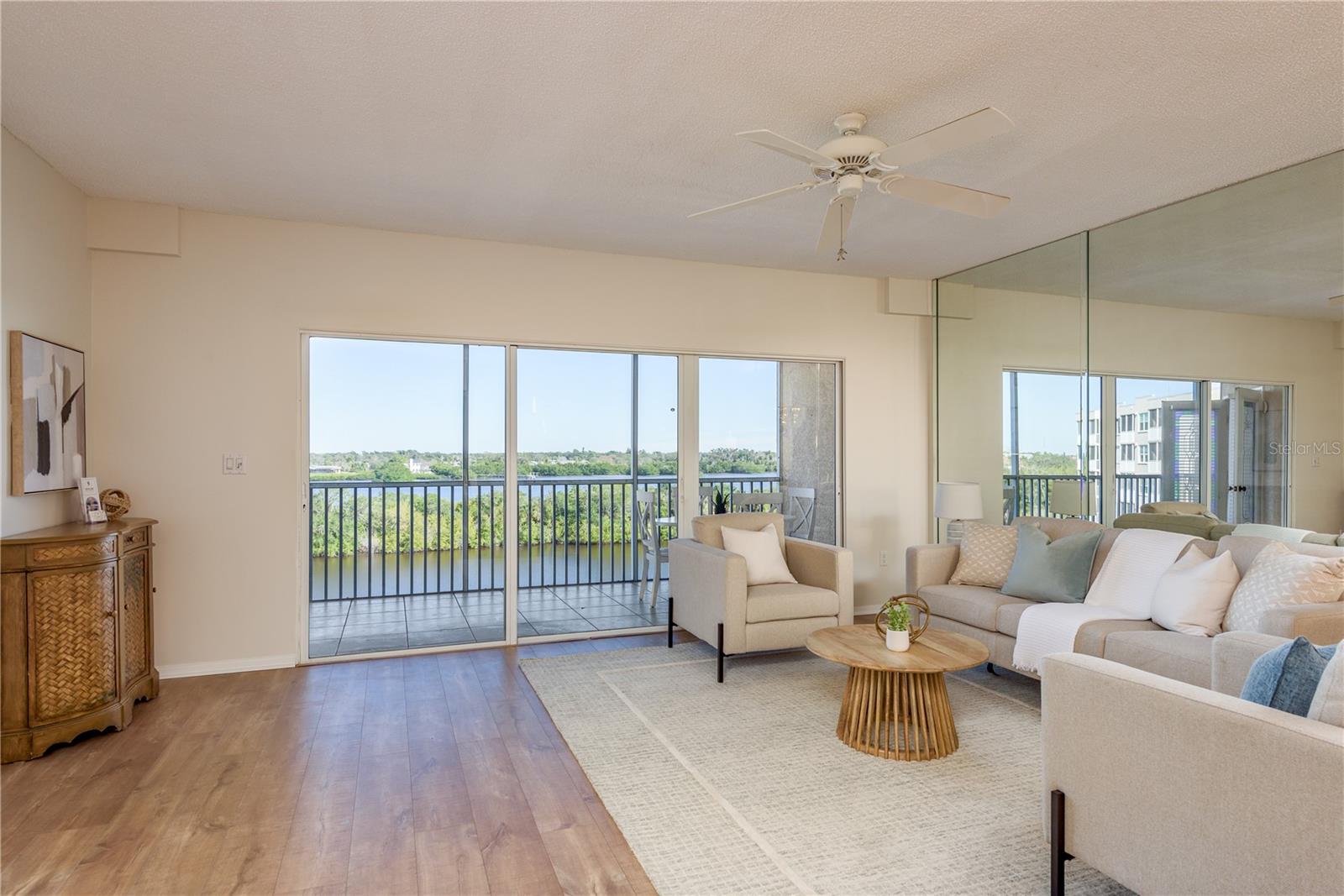 6475 SHORELINE DR #5403, ST PETERSBURG, FL, 33708