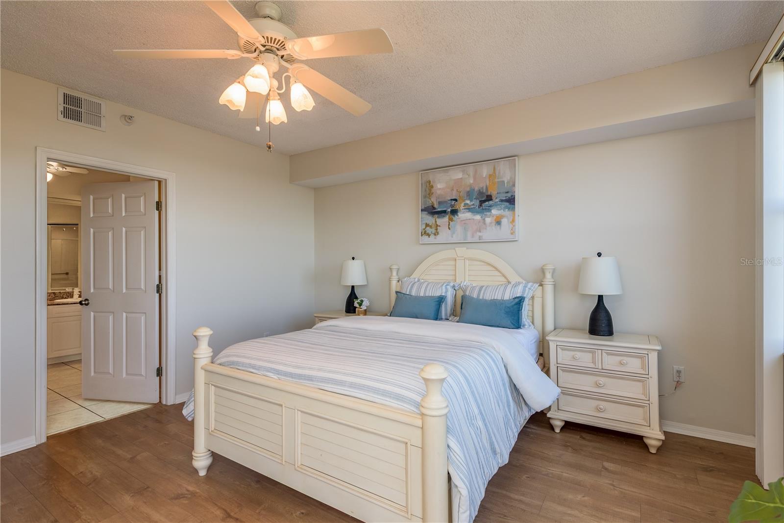 6475 SHORELINE DR #5403, ST PETERSBURG, FL, 33708