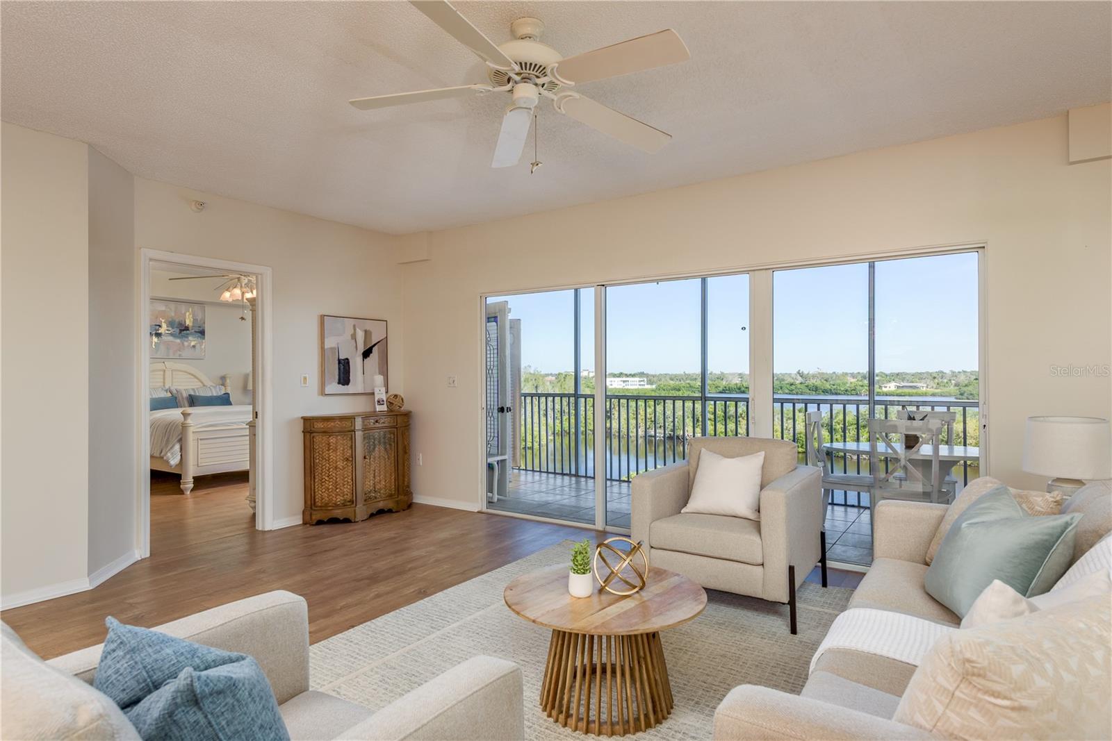 6475 SHORELINE DR #5403, ST PETERSBURG, FL, 33708