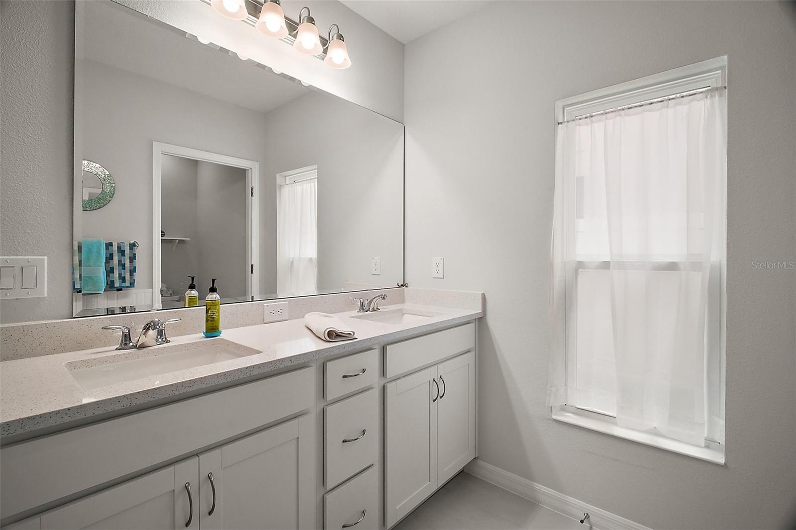 444 SHADOW GORGE WAY, EUSTIS, FL, 32736
