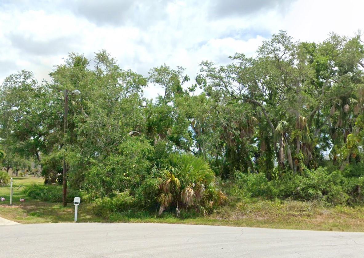 104 REBEL CT, ROTONDA WEST, FL, 33947