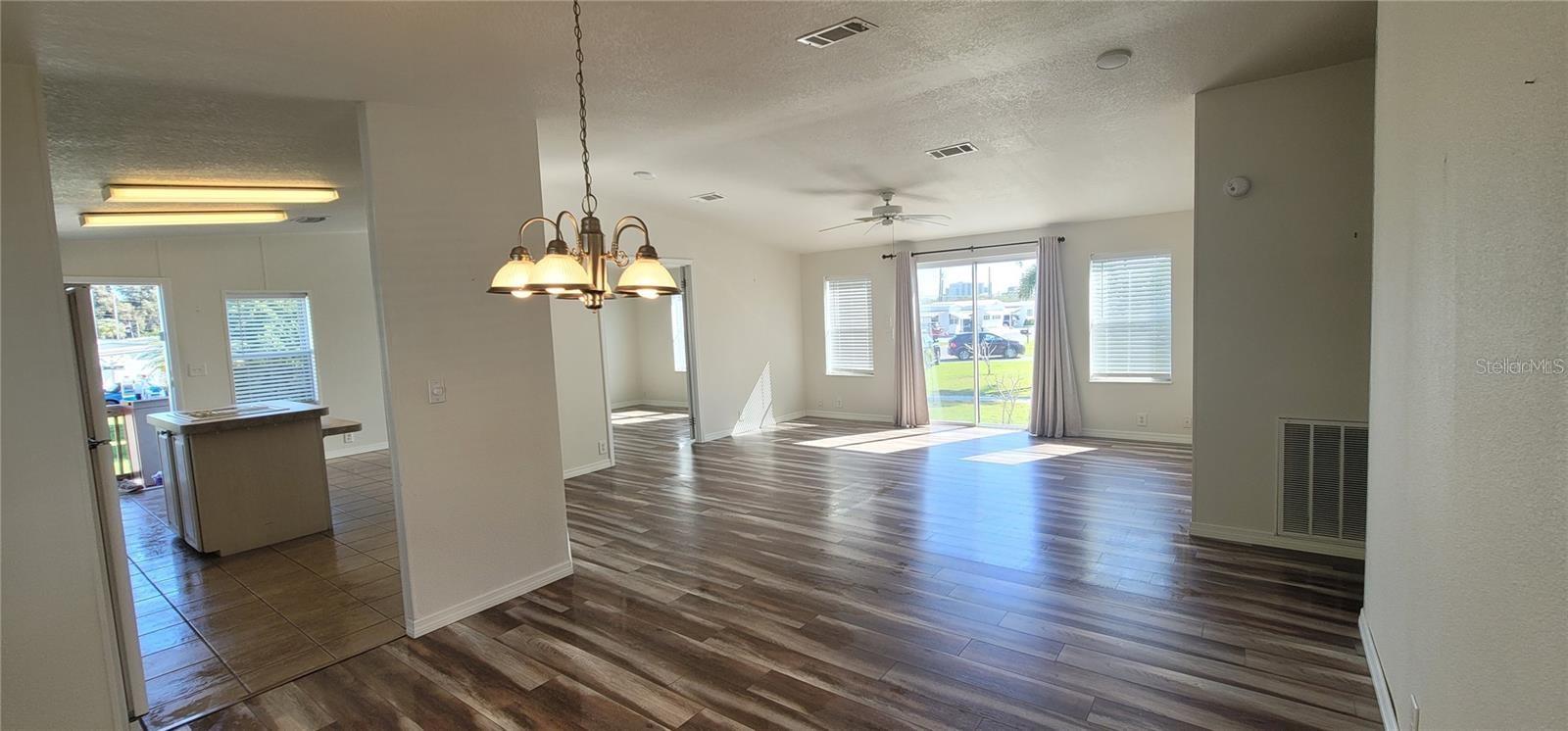 330 3RD STREET DR W, PALMETTO, FL, 34221