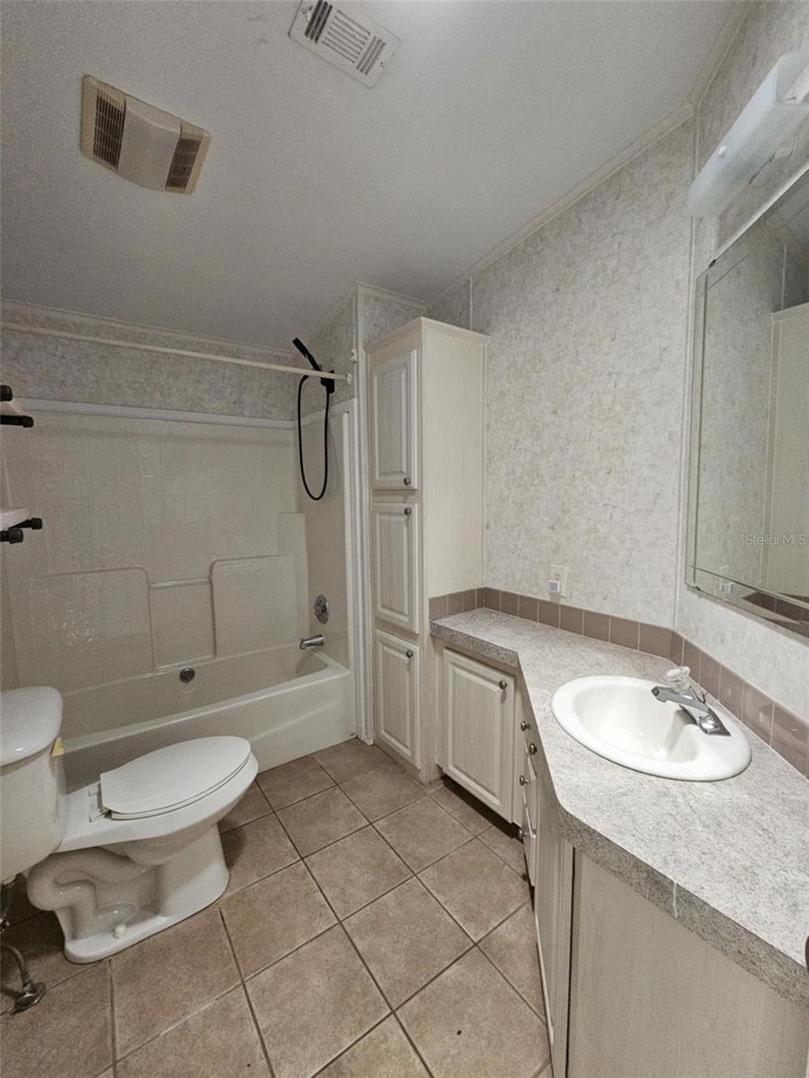 330 3RD STREET DR W, PALMETTO, FL, 34221