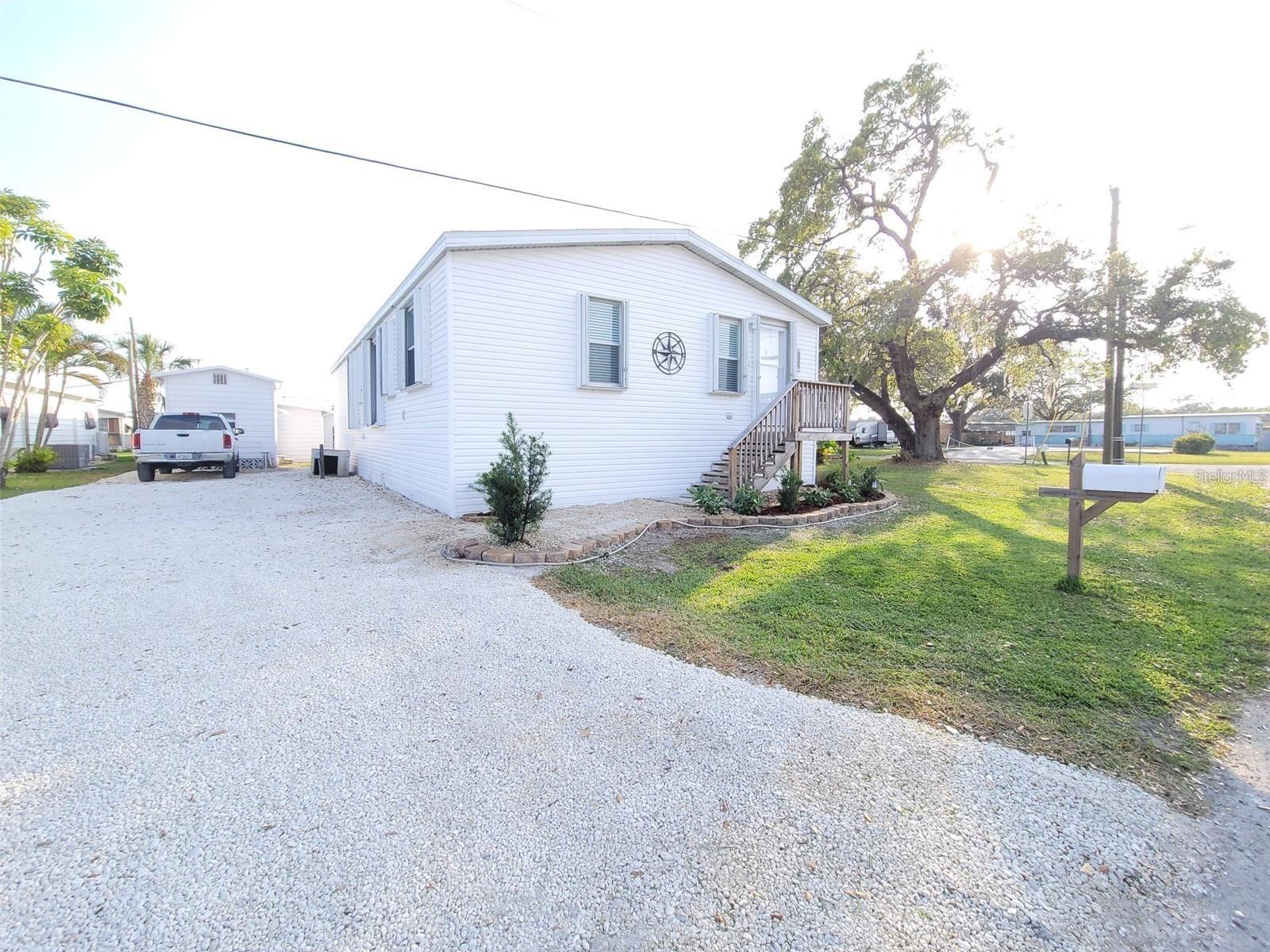 330 3RD STREET DR W, PALMETTO, FL, 34221