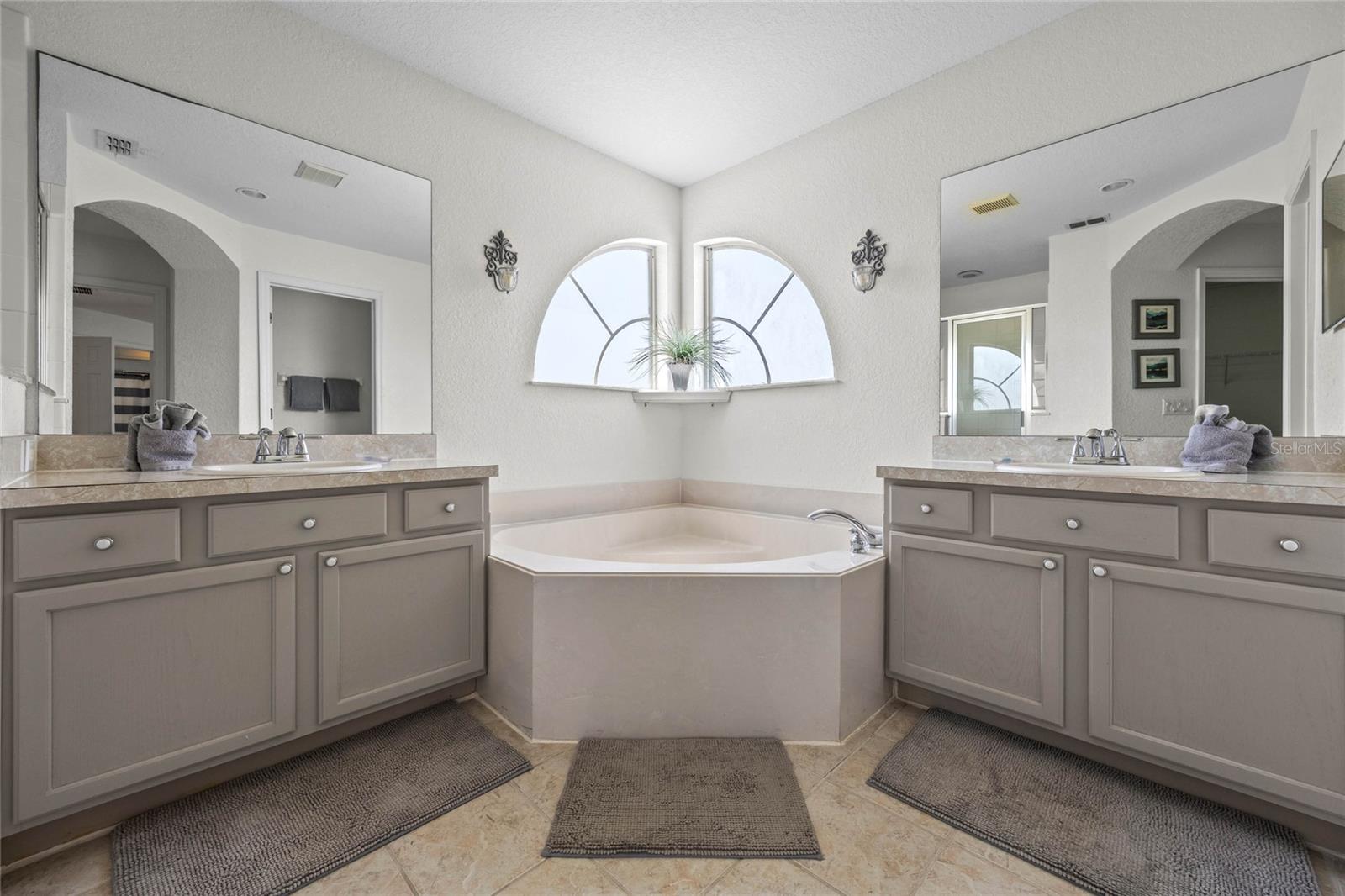 107 TROON CIR, DAVENPORT, FL, 33897