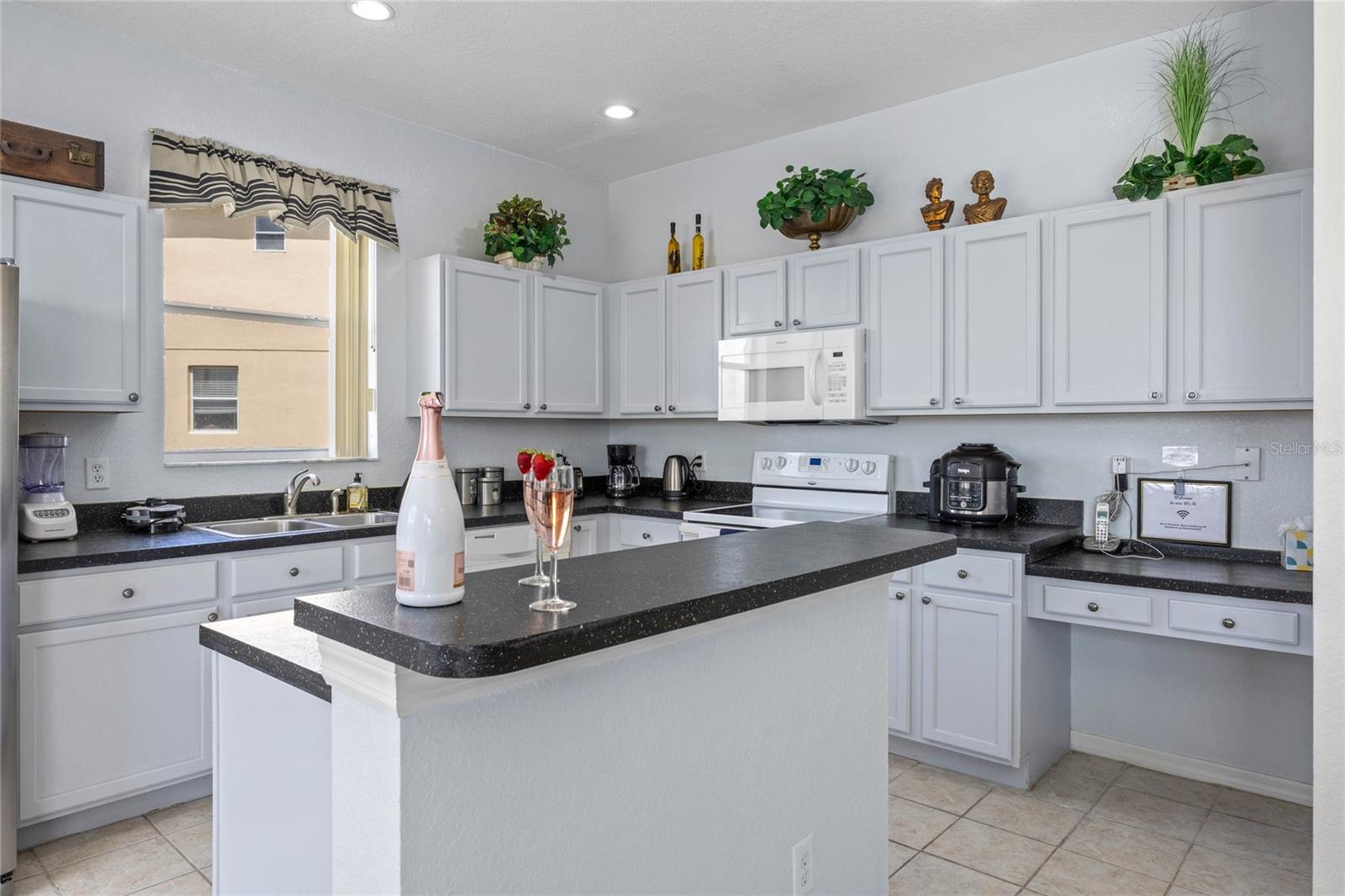 107 TROON CIR, DAVENPORT, FL, 33897