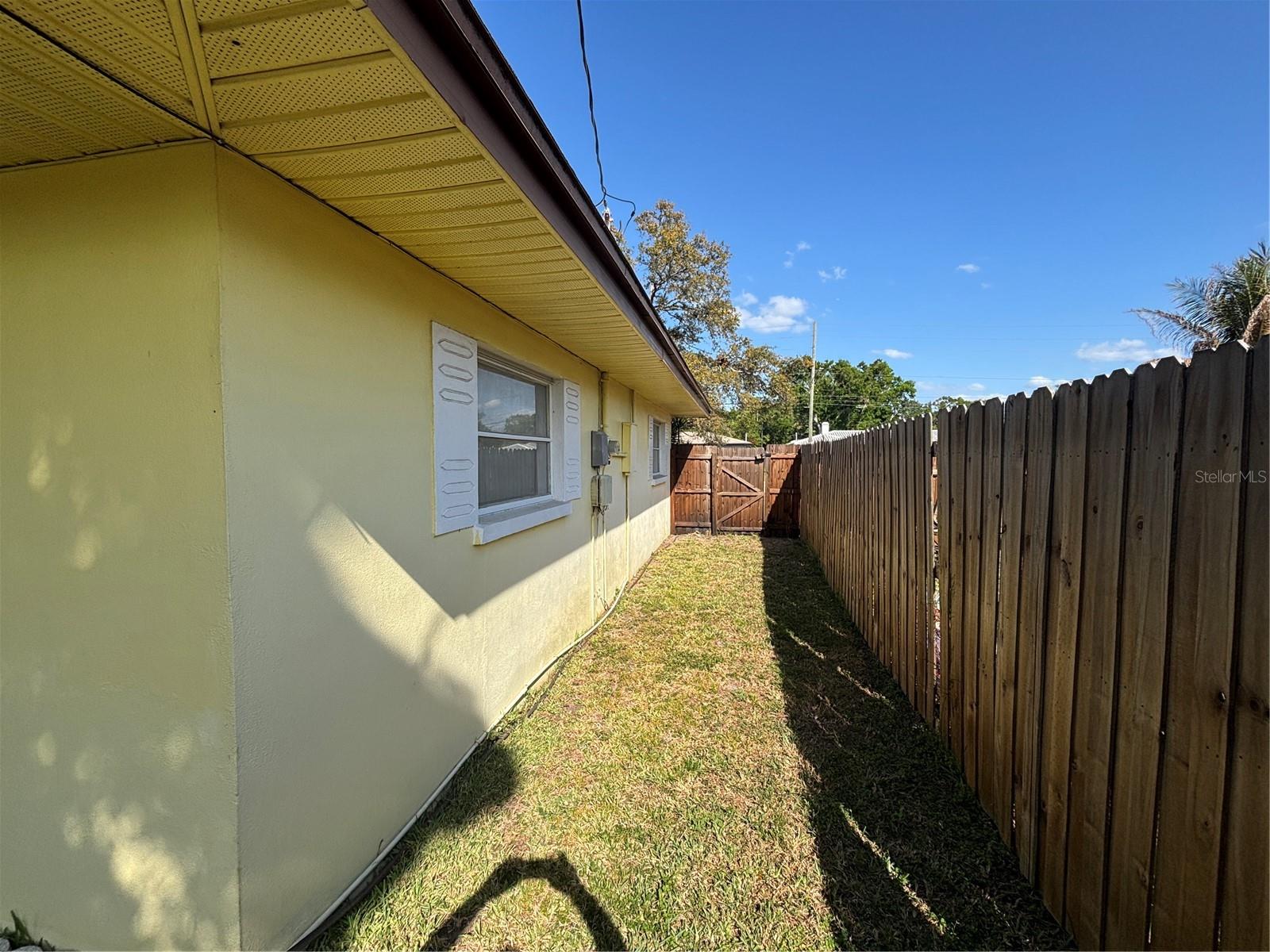 104 S HERCULES AVE, CLEARWATER, FL, 33765