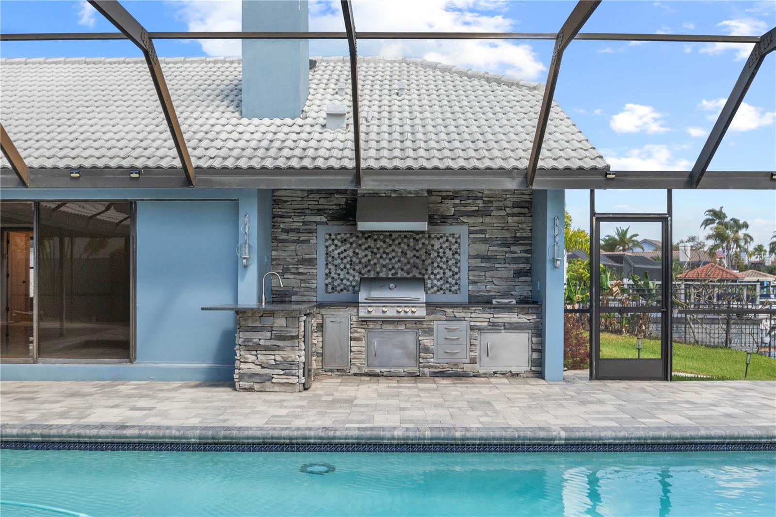 5104 E LONGBOAT BLVD, TAMPA, FL, 33615