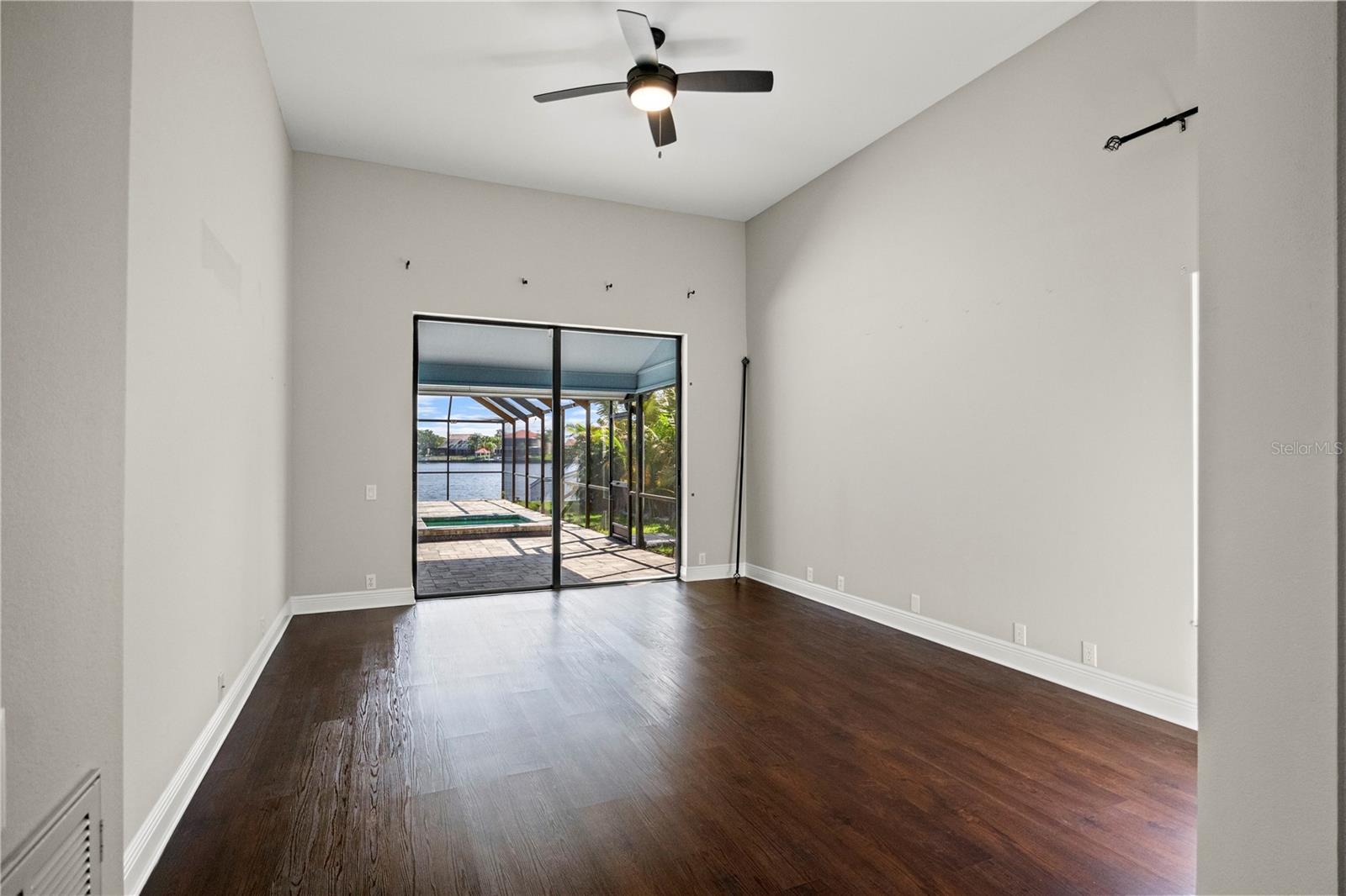 5104 E LONGBOAT BLVD, TAMPA, FL, 33615