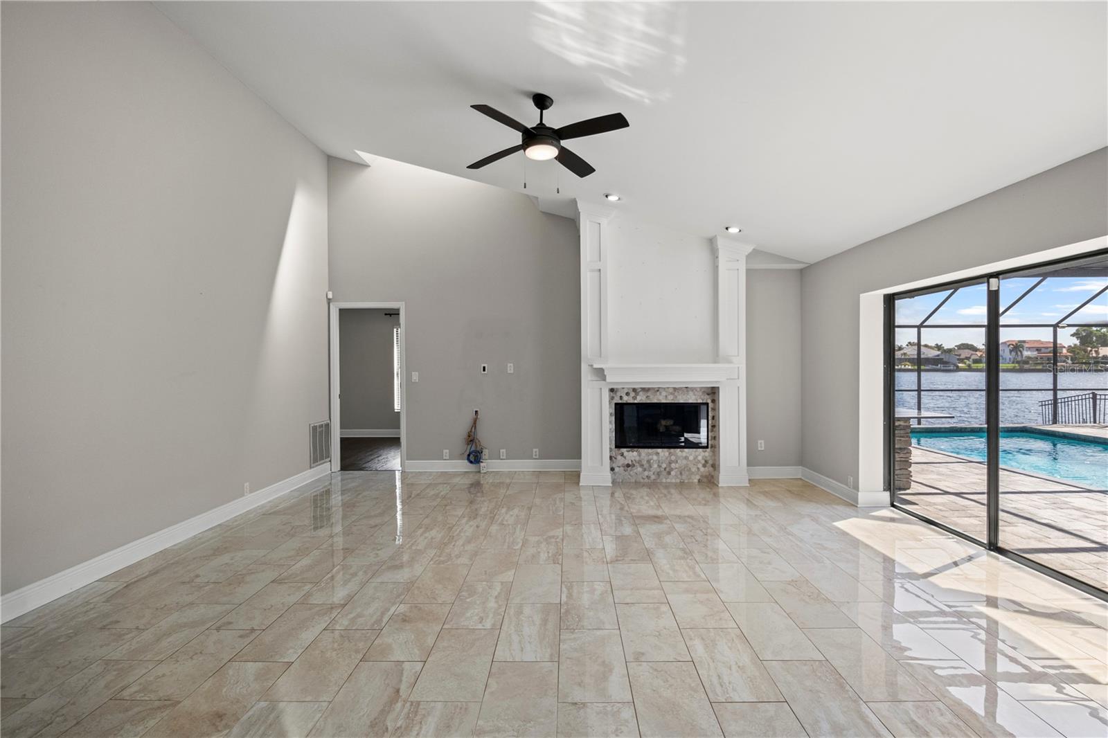 5104 E LONGBOAT BLVD, TAMPA, FL, 33615