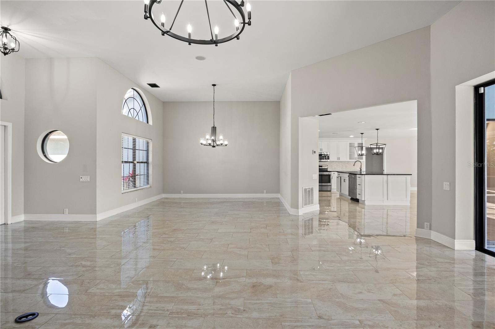 5104 E LONGBOAT BLVD, TAMPA, FL, 33615