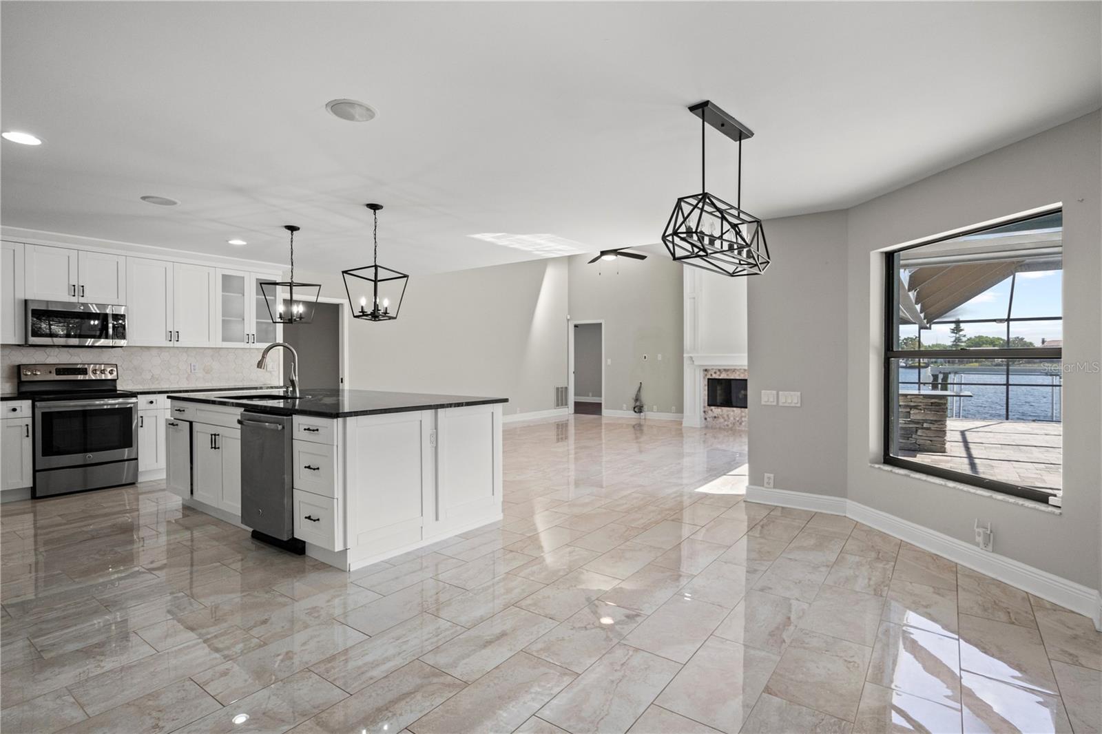 5104 E LONGBOAT BLVD, TAMPA, FL, 33615