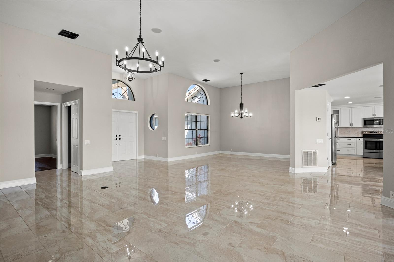 5104 E LONGBOAT BLVD, TAMPA, FL, 33615