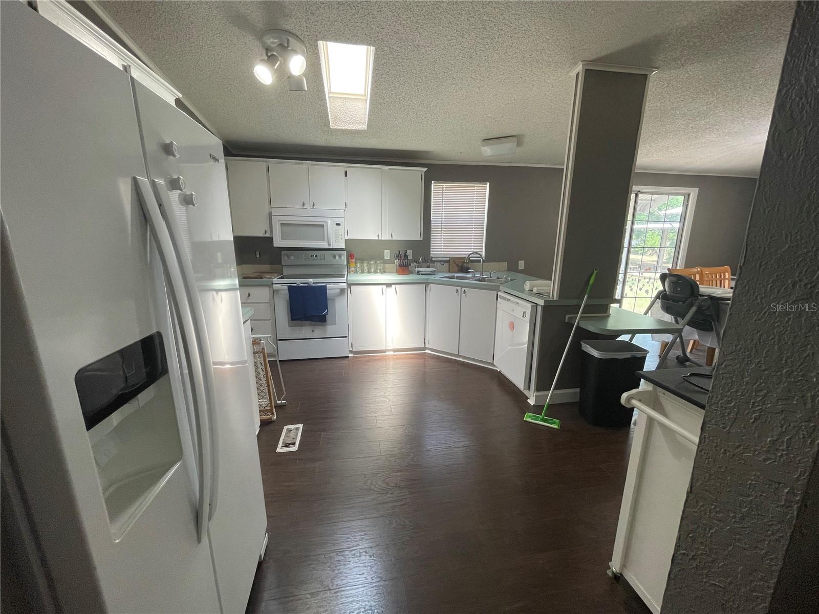 12542 SE 83RD TER, BELLEVIEW, FL, 34420