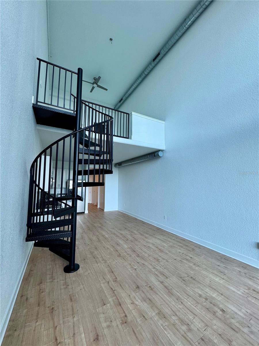 150 E ROBINSON ST #409, ORLANDO, FL, 32801