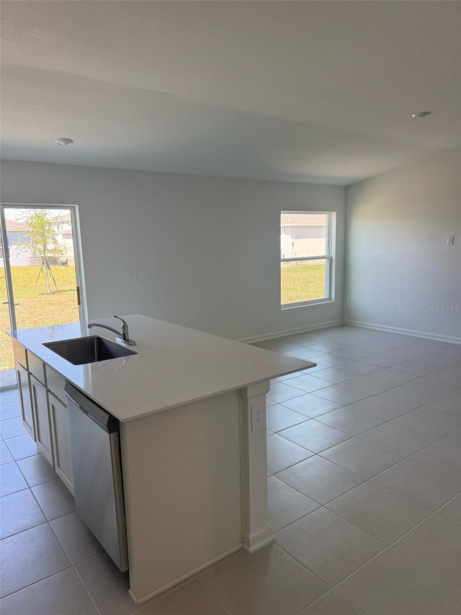 2704 PIONEER TRL, EAGLE LAKE, FL, 33839