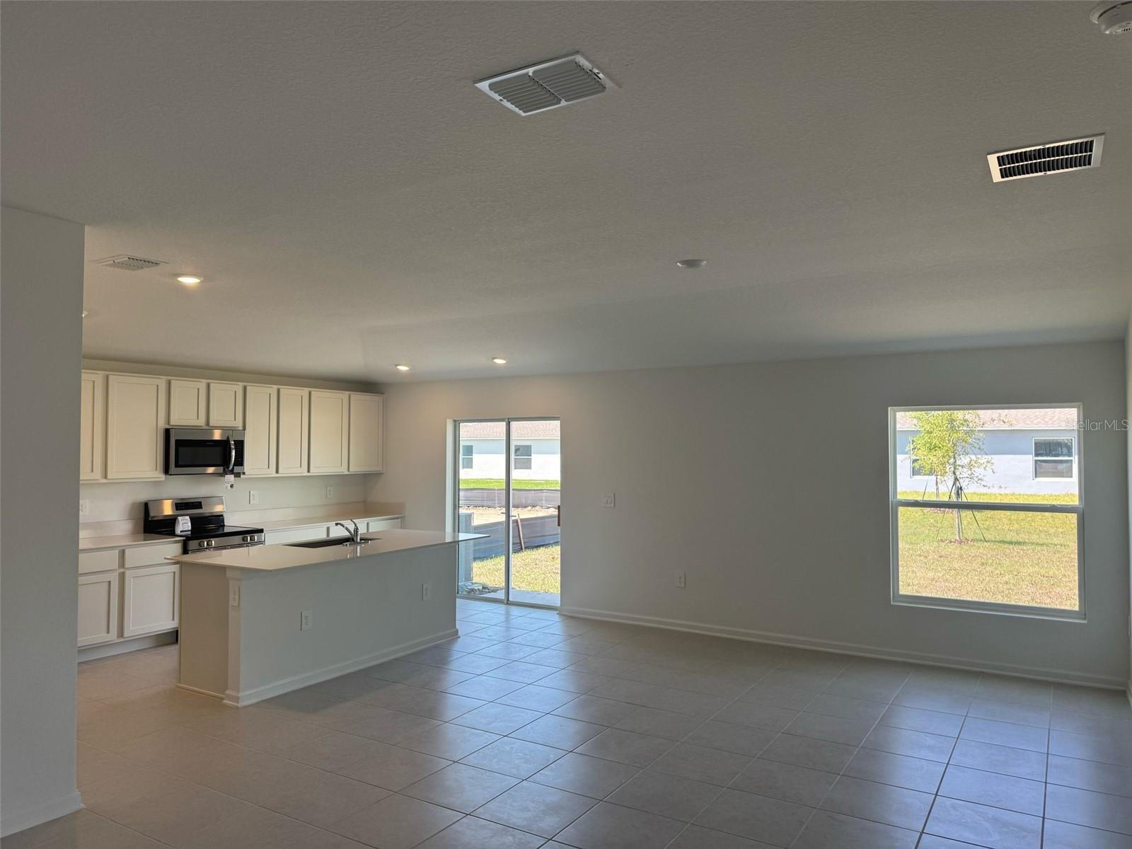 2704 PIONEER TRL, EAGLE LAKE, FL, 33839