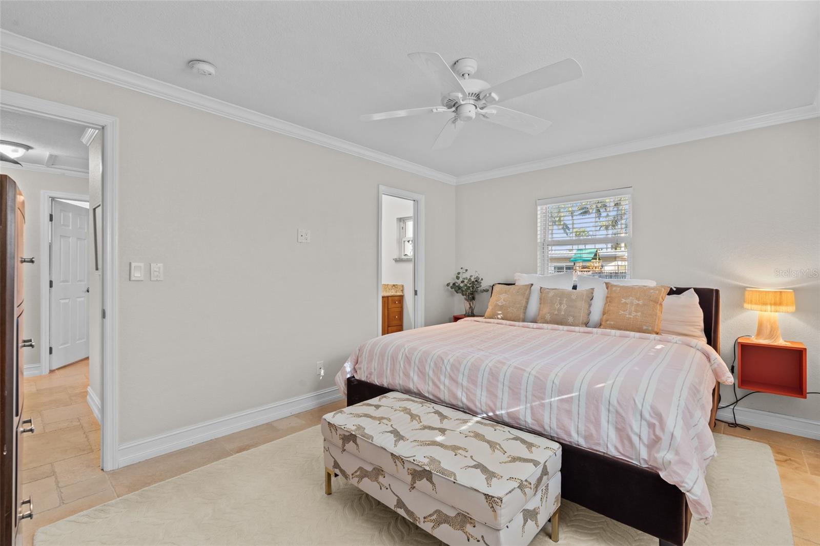 1359 JAMBALANA LN, FORT MYERS, FL, 33901