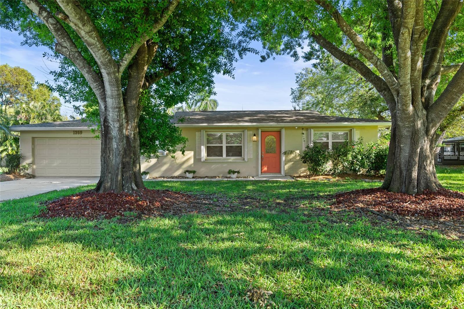 1359 JAMBALANA LN, FORT MYERS, FL, 33901