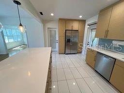 719 37TH AVE NE, ST PETERSBURG, FL, 33704