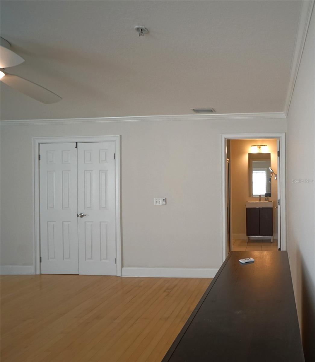 2206 W HORATIO ST, TAMPA, FL, 33606