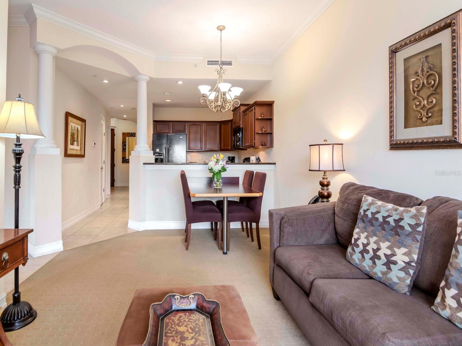 13941 CLUBHOUSE DR #212, TAMPA, FL, 33618