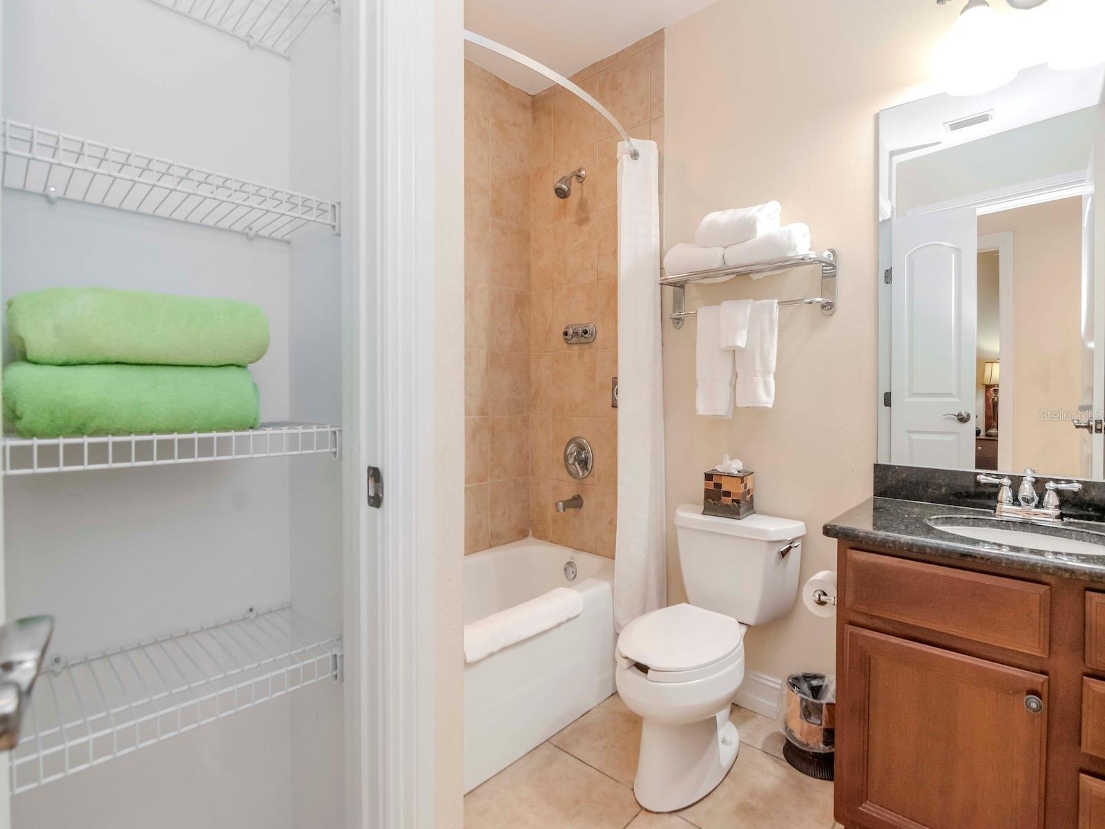 13941 CLUBHOUSE DR #212, TAMPA, FL, 33618