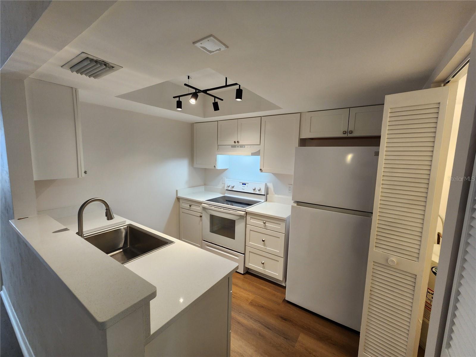 5823 SW 9 PL #H55, GAINESVILLE, FL, 32605