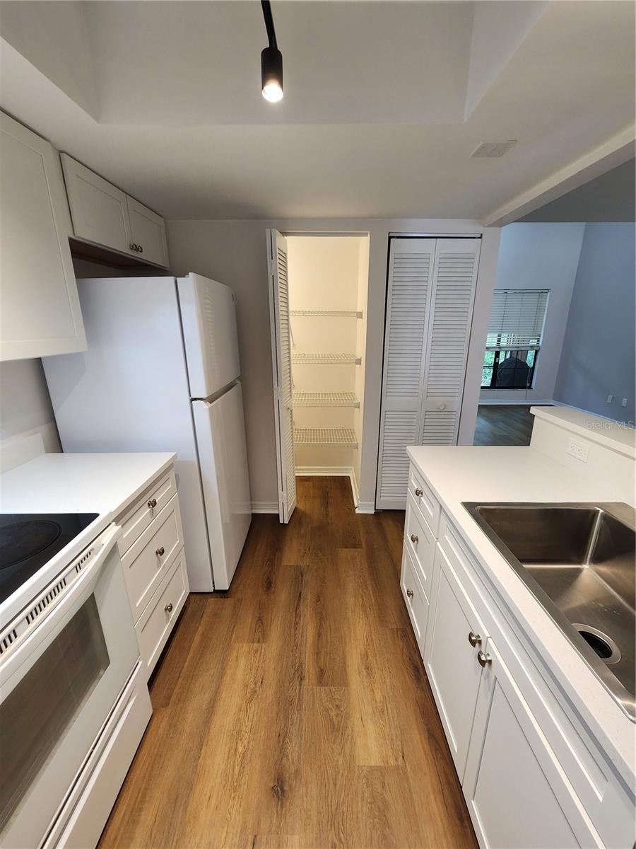 5823 SW 9 PL #H55, GAINESVILLE, FL, 32605
