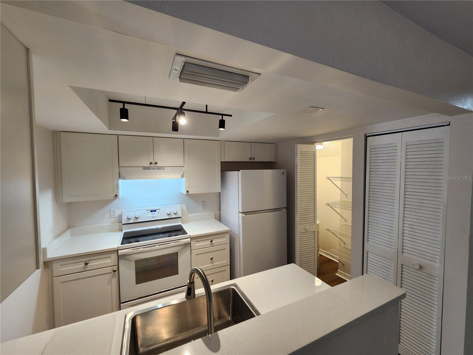 5823 SW 9 PL #H55, GAINESVILLE, FL, 32605