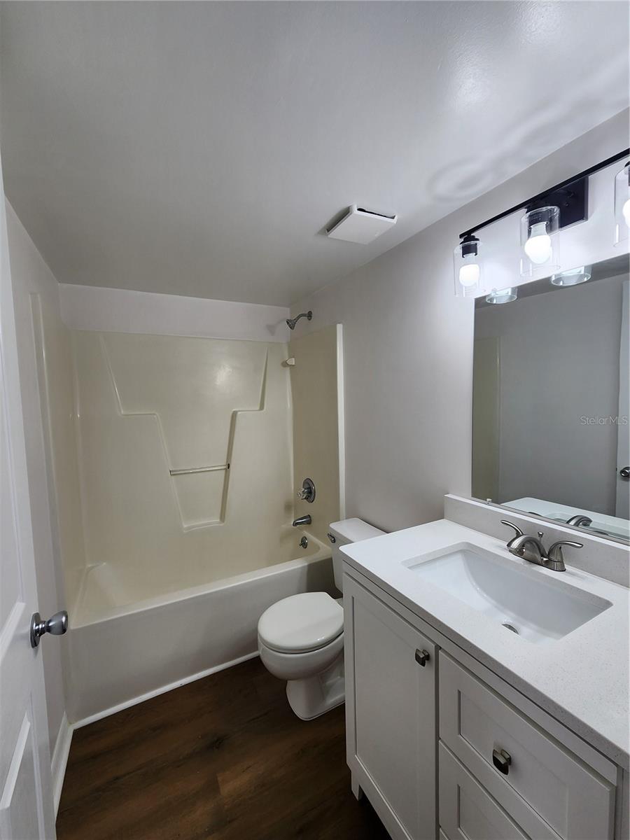 5823 SW 9 PL #H55, GAINESVILLE, FL, 32605