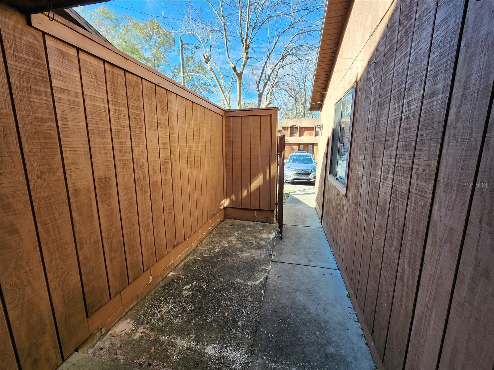 5823 SW 9 PL #H55, GAINESVILLE, FL, 32605