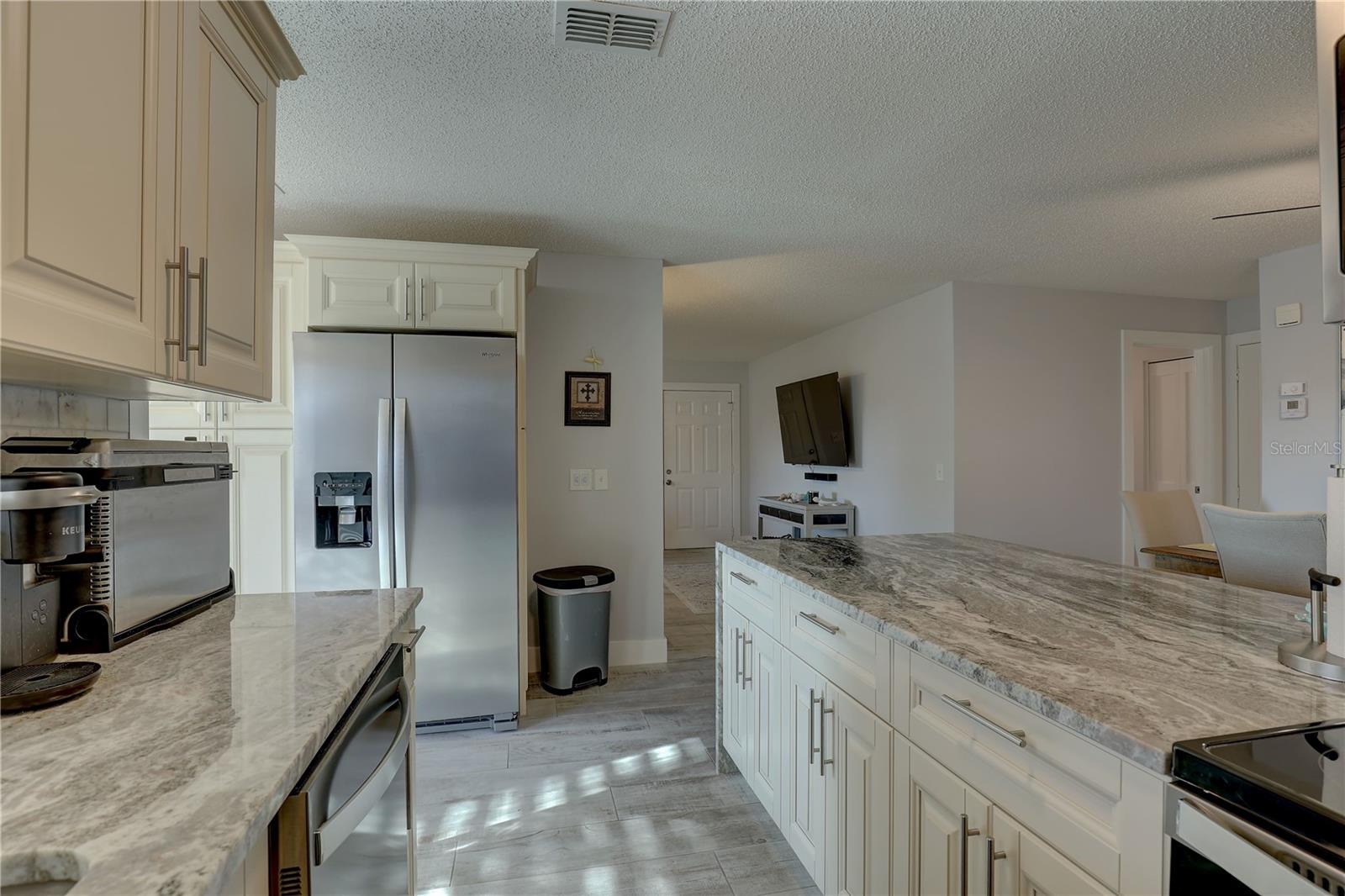 2825 74TH ST W, BRADENTON, FL, 34209