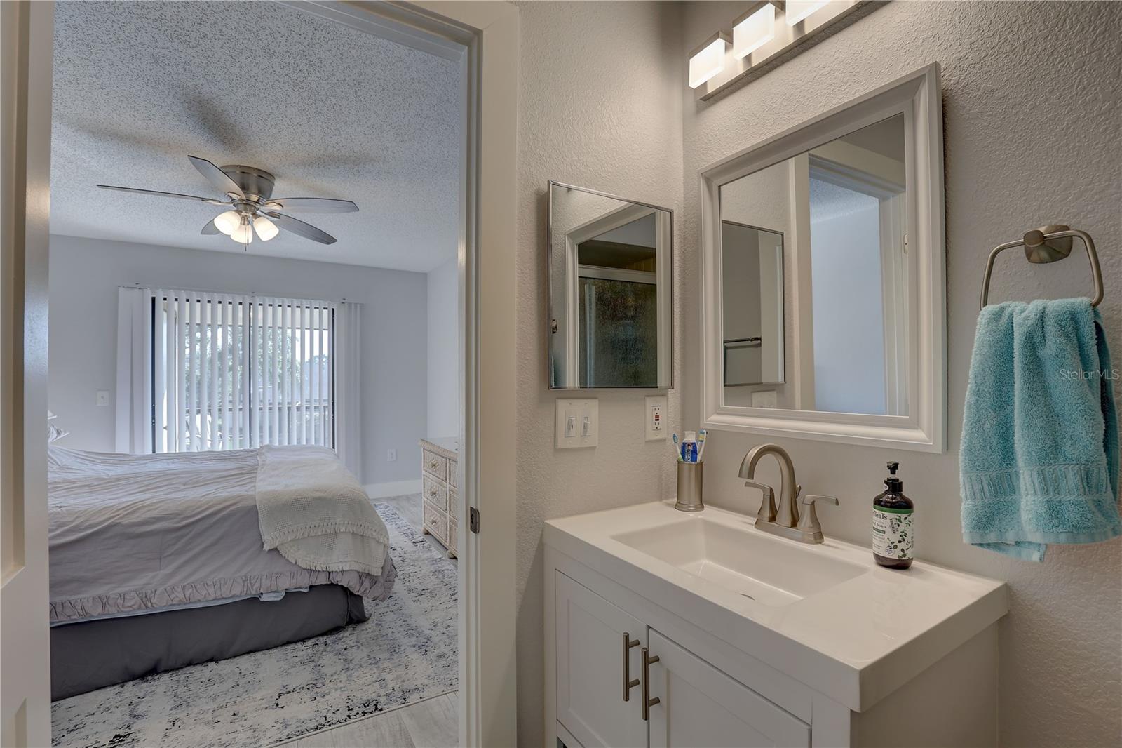 2825 74TH ST W, BRADENTON, FL, 34209