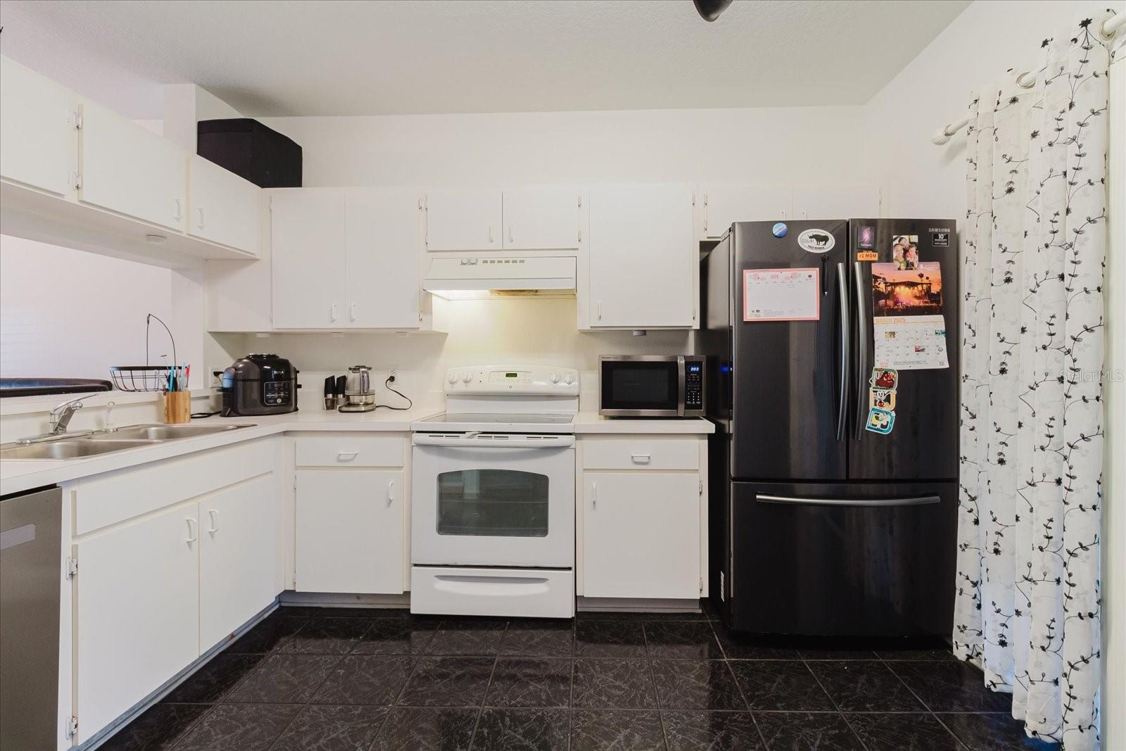 12436 BERKELEY SQUARE DR, TAMPA, FL, 33626