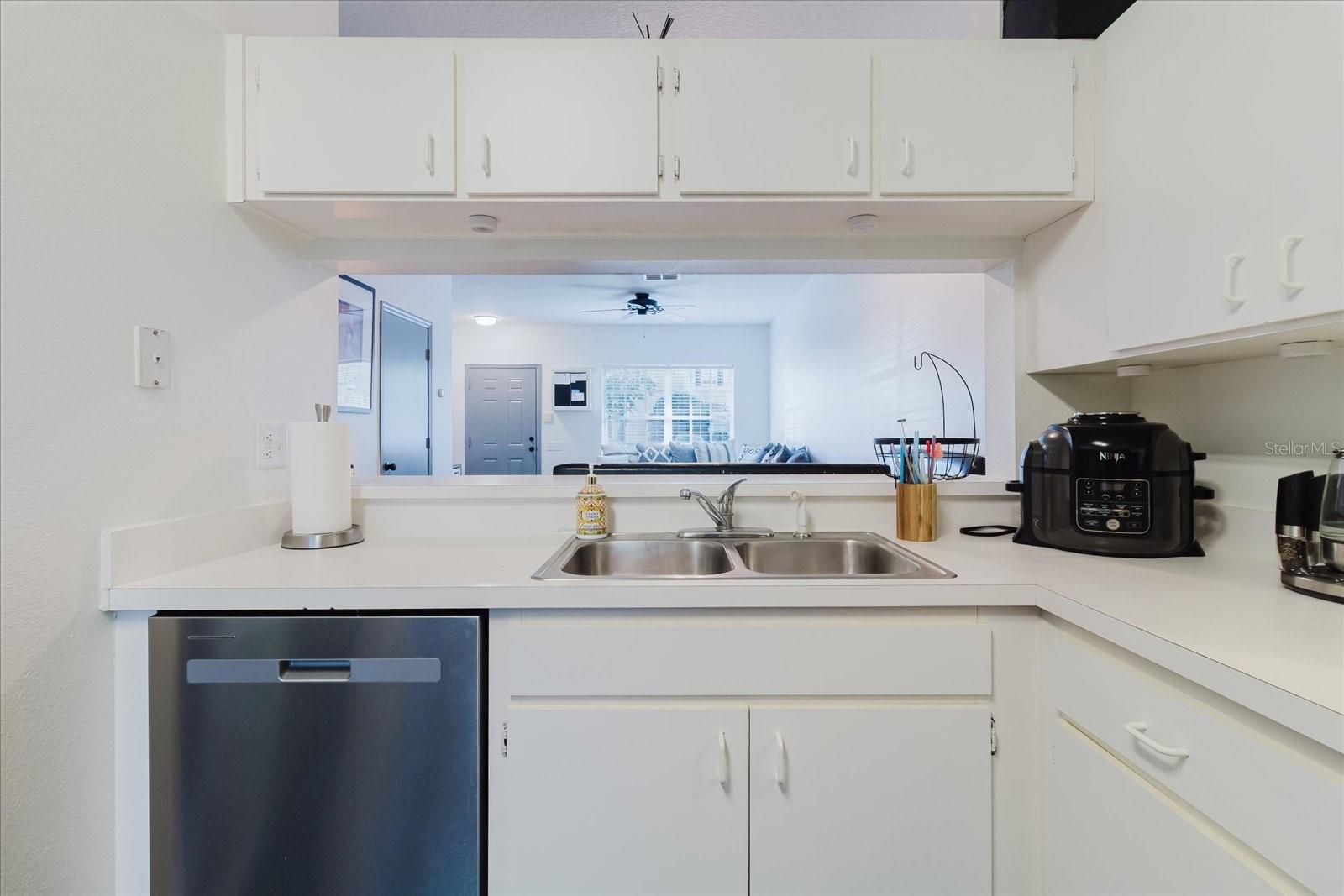 12436 BERKELEY SQUARE DR, TAMPA, FL, 33626