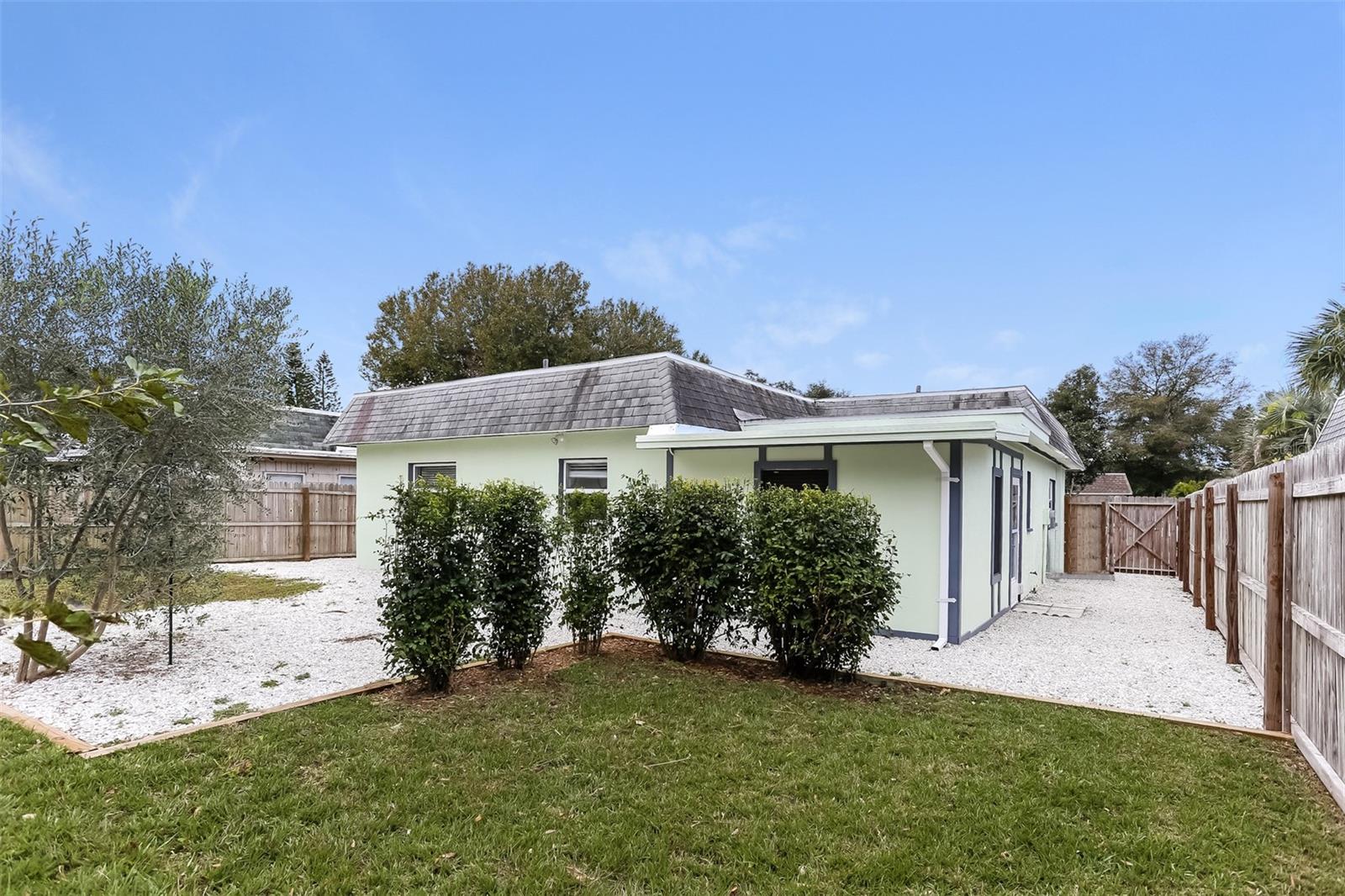 12263 MALLORY DR, LARGO, FL, 33774