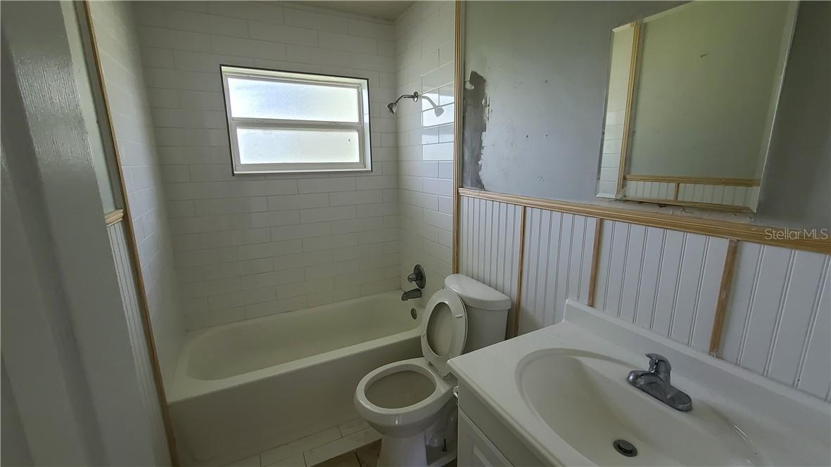 2013 NE 2ND ST, OCALA, FL, 34470