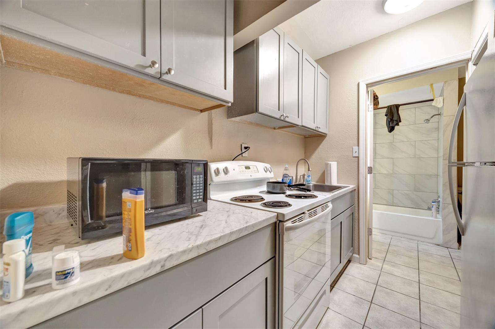 5100 SOUTH RD, NEW PORT RICHEY, FL, 34652