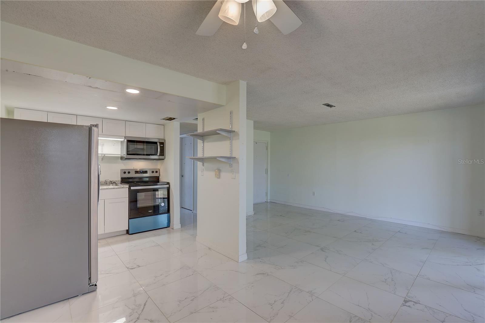 1095 82ND TER N #1095A, ST PETERSBURG, FL, 33702