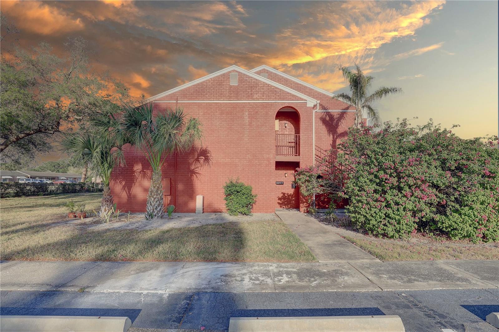 1095 82ND TER N #1095A, ST PETERSBURG, FL, 33702