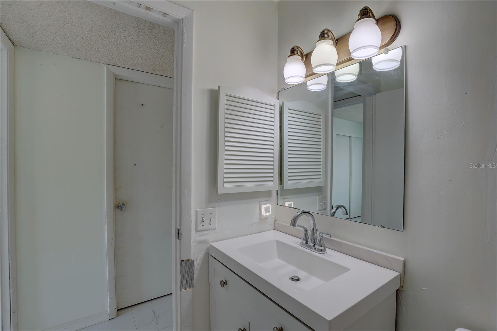 1095 82ND TER N #1095A, ST PETERSBURG, FL, 33702