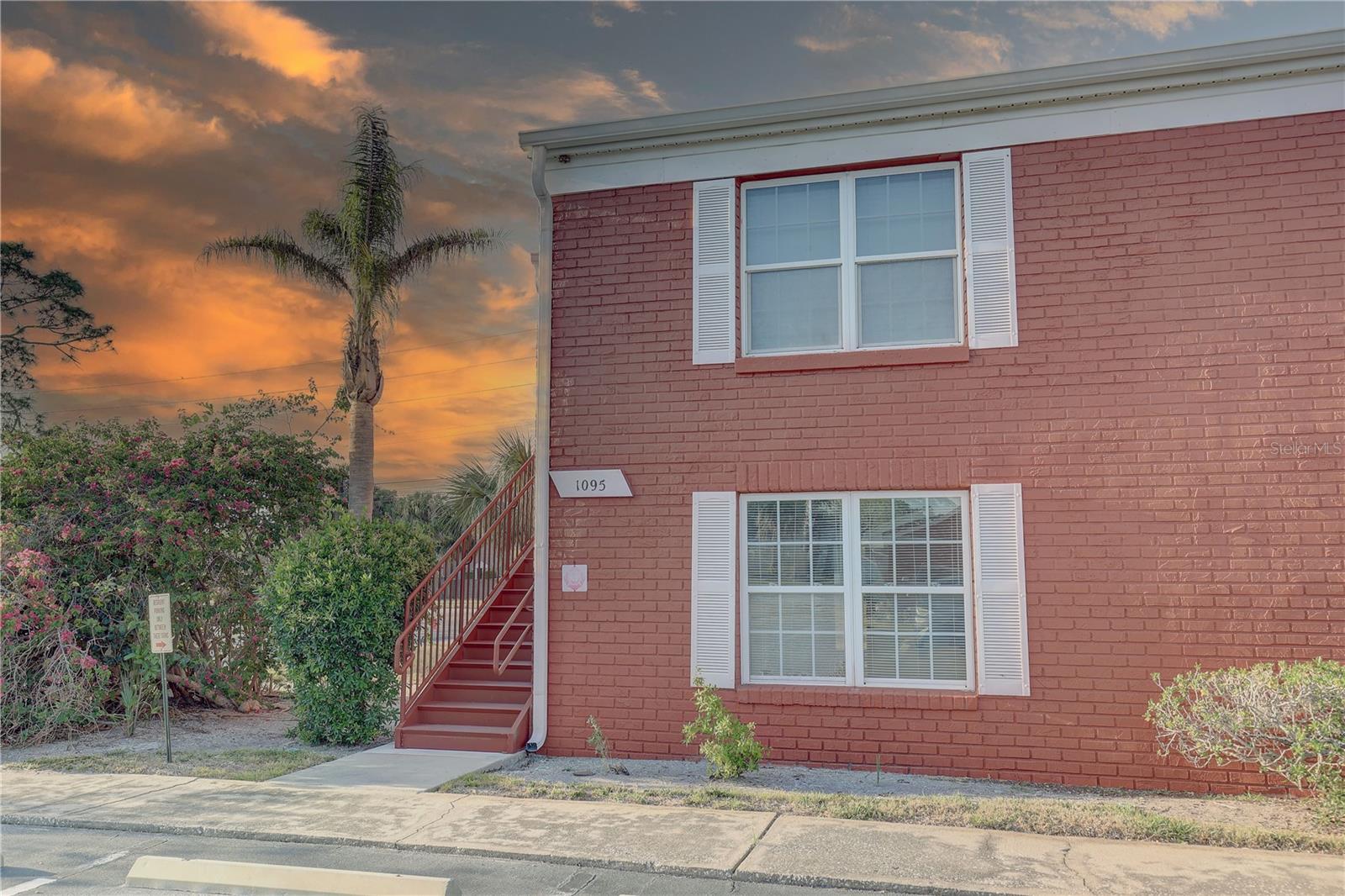 1095 82ND TER N #1095A, ST PETERSBURG, FL, 33702