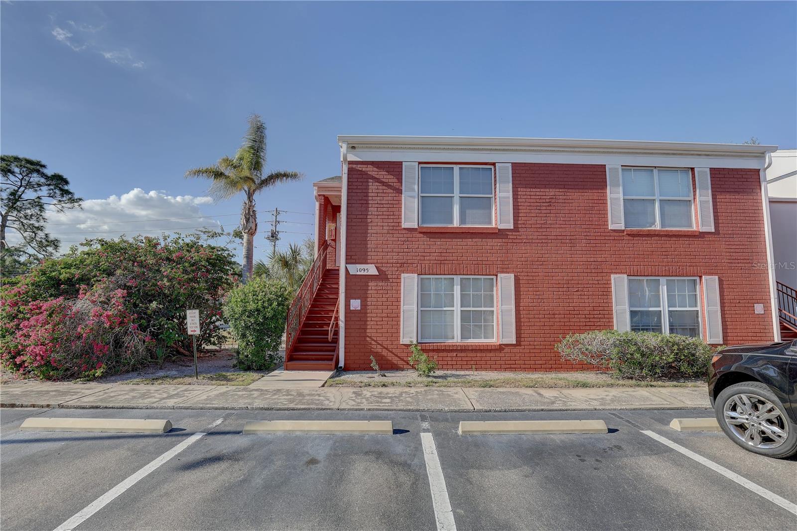 1095 82ND TER N #1095A, ST PETERSBURG, FL, 33702