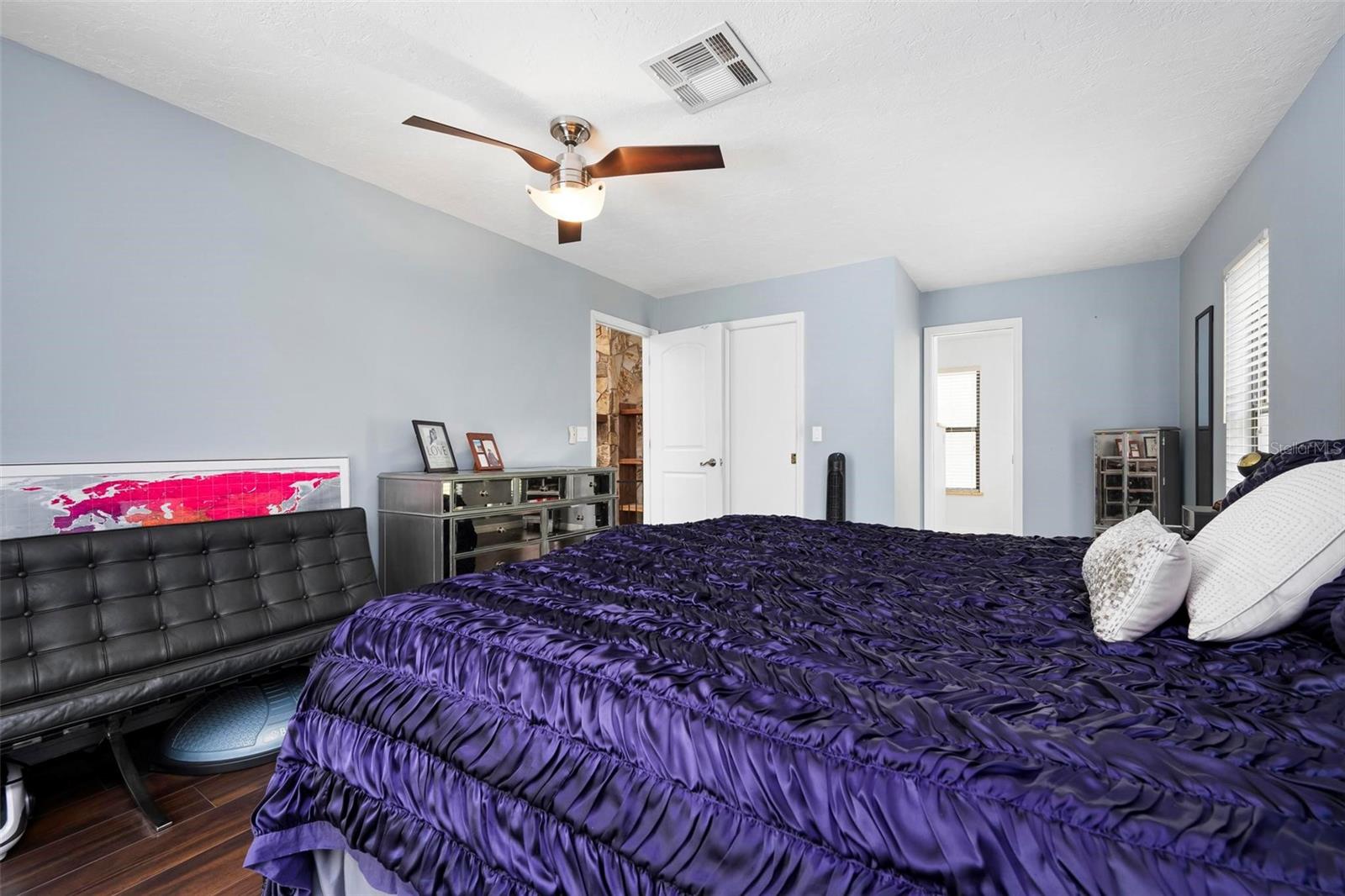 9207 59TH AVENUE DR E, BRADENTON, FL, 34202