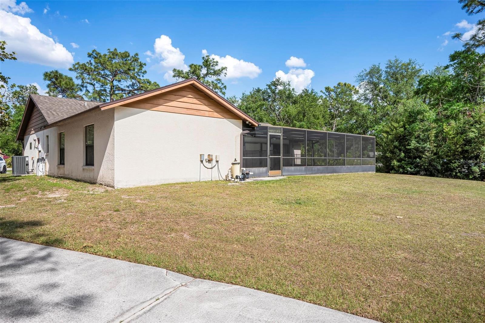 9207 59TH AVENUE DR E, BRADENTON, FL, 34202