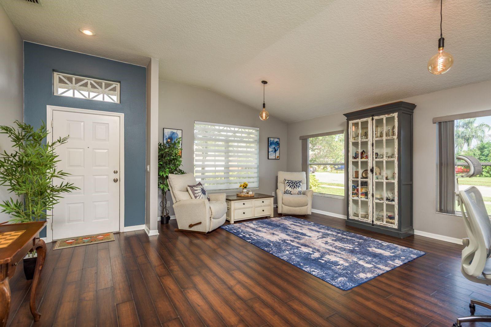 632 LAKE CYPRESS CIR, OLDSMAR, FL, 34677