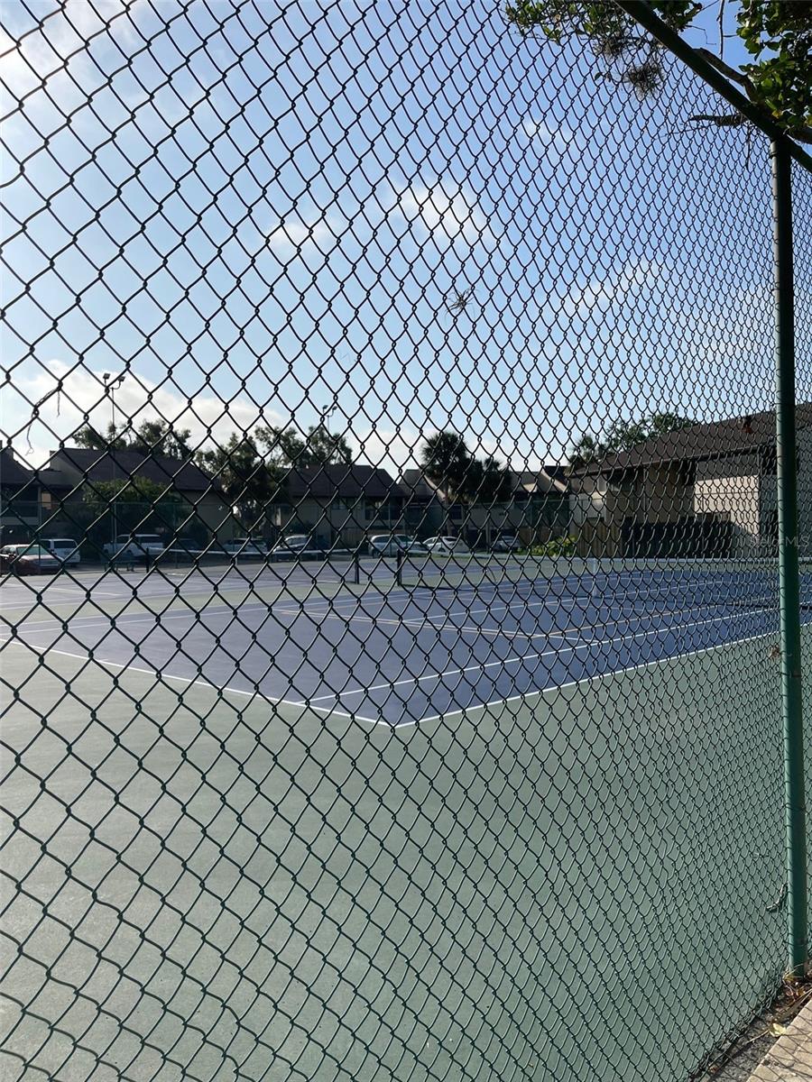 782 VILLAGE LAKE TER N #102, ST PETERSBURG, FL, 33716