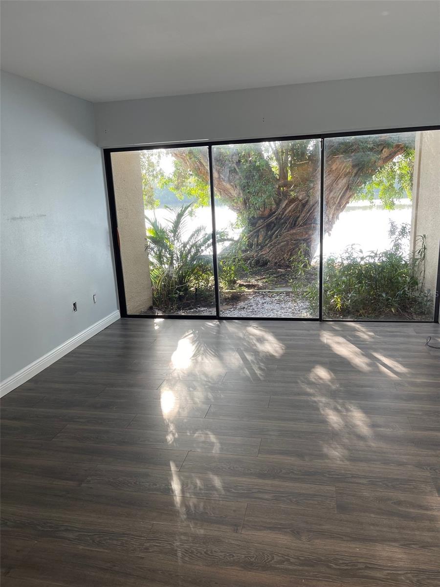 782 VILLAGE LAKE TER N #102, ST PETERSBURG, FL, 33716
