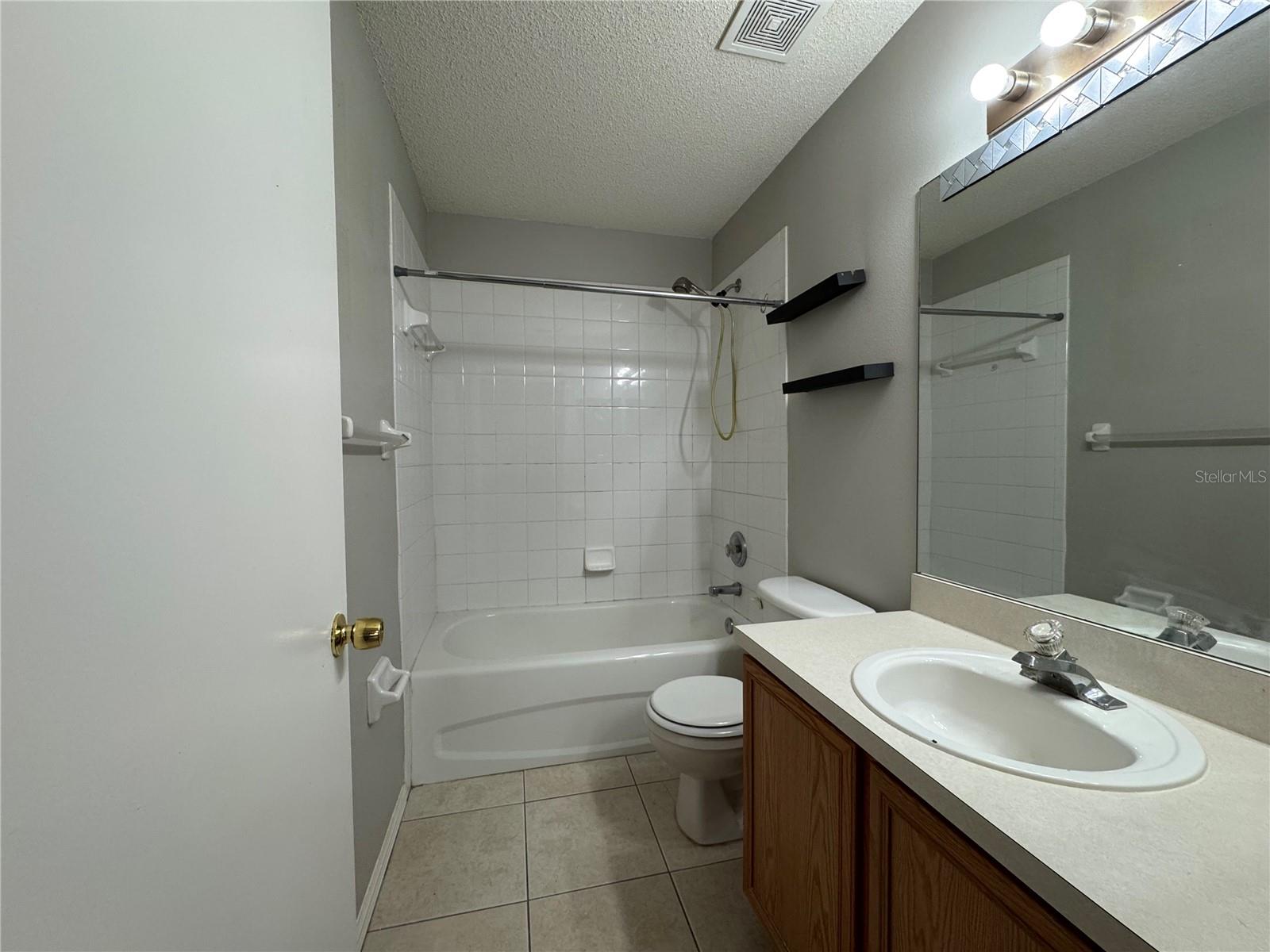 7145 WATERSIDE DR, TAMPA, FL, 33617